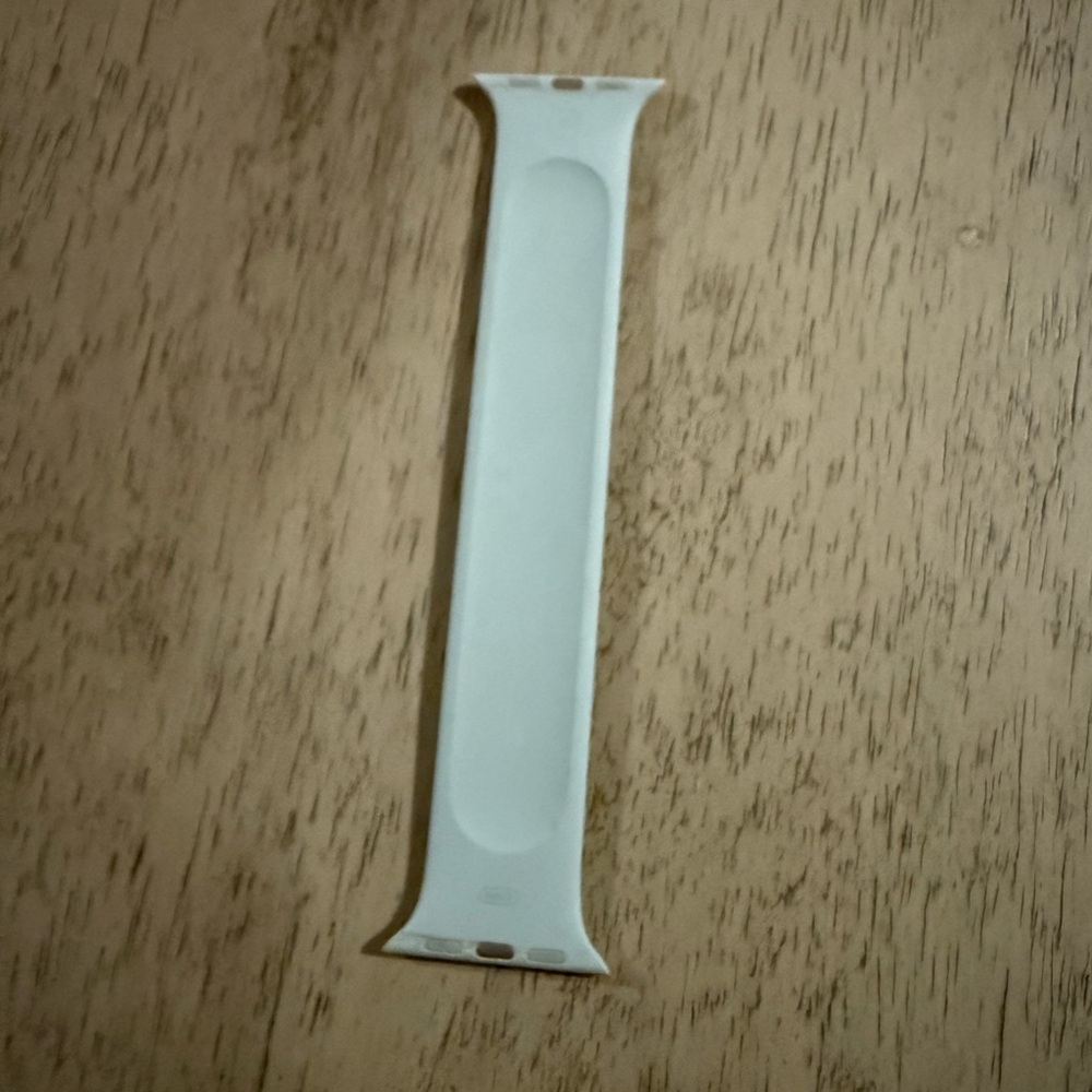 Apple Solo Loop Sport Band in Eucalyptus - Picture 3 of 3